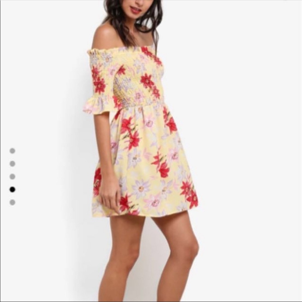 Topshop Dress NWT off shoulder